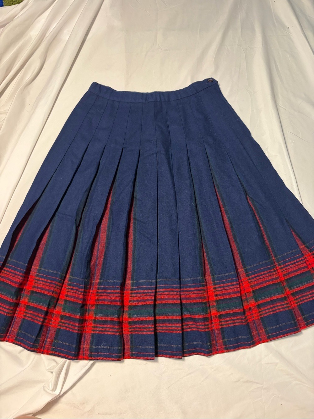 Vintage Women’s Pendleton Sz 10 Pure Wool Pleated Skirt Navy Plaid - Picture 6 of 9